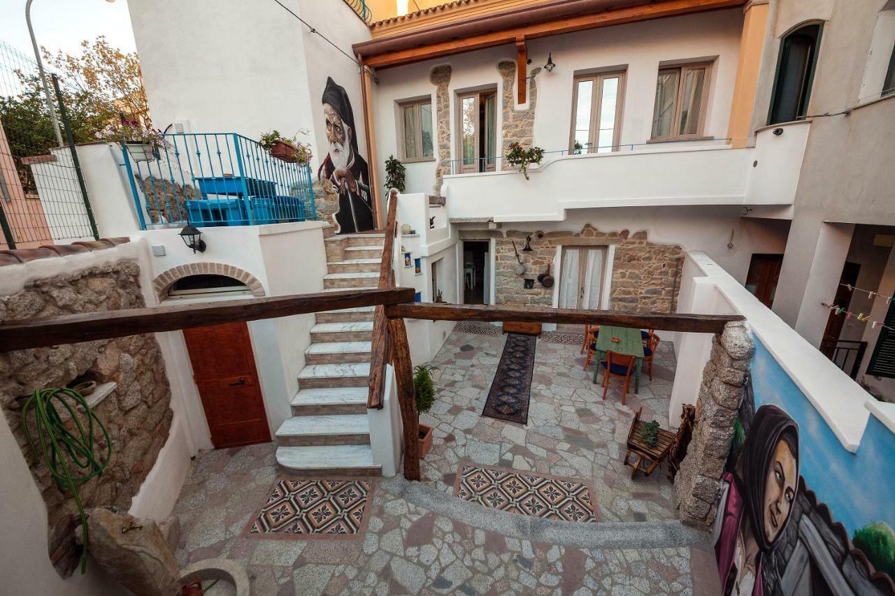 B&B Pascal House Nuoro_Iun E5016 Νουόρο Εξωτερικό φωτογραφία